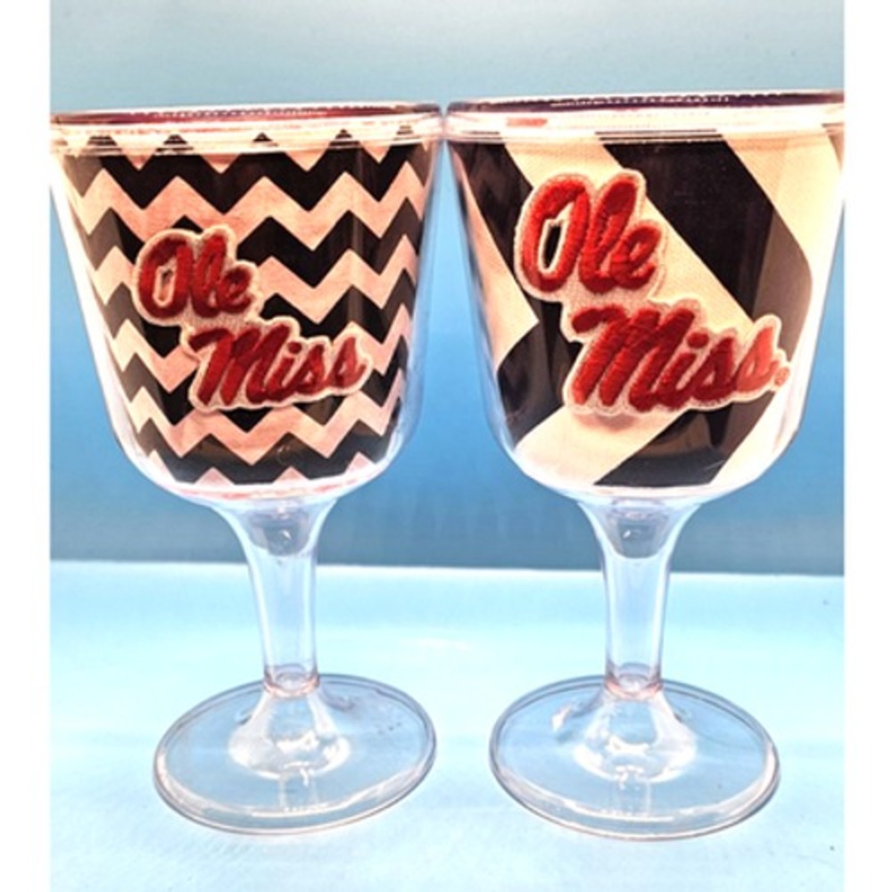 University Of Ole Miss Rebels Thermal Plastic Wine Glasses Fabric Lined Tailgate